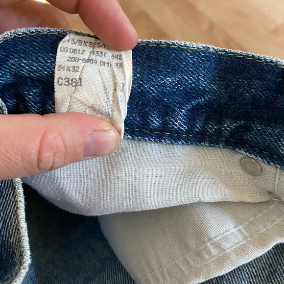 Vintage 1980’s Lee Jeans Medium Wash - The Steve Collection 2 of 8 - Picture 6 of 8